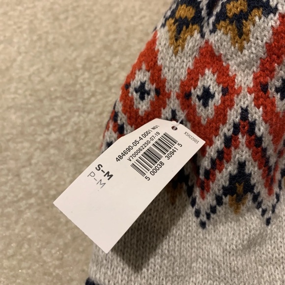 Old Navy Lot of 2 Toddler Kid Winter Hats Toques Caps Size S-M Acrylic Polyester - Picture 11 of 12